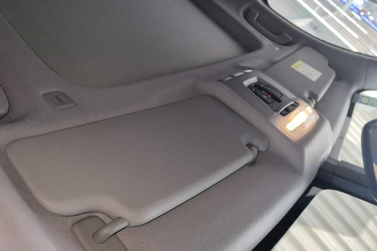 Used BMW X1 2018 sDrive18Li Fashion Model Headliner