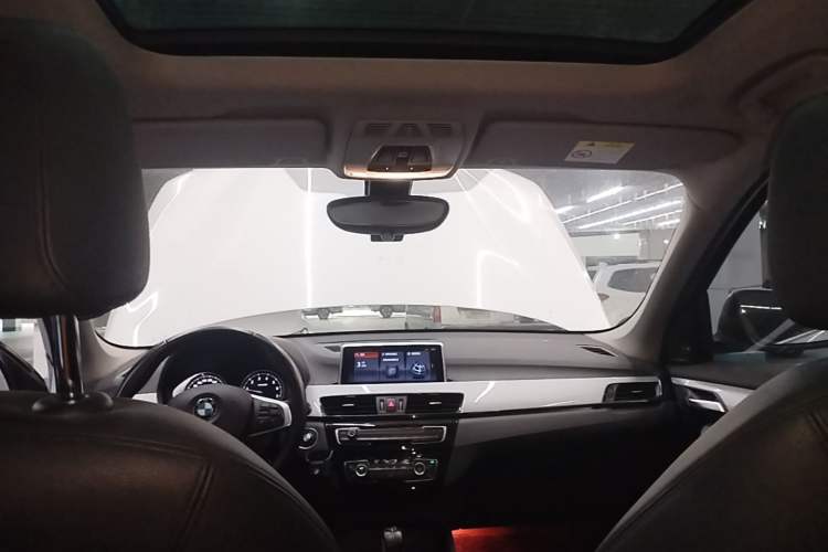 Used BMW X1 2018 sDrive20Li Leading Model Headliner