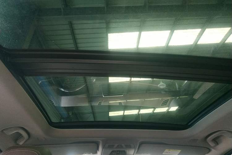 Used BMW X1 2018 sDrive18Li Luxury Model Headliner