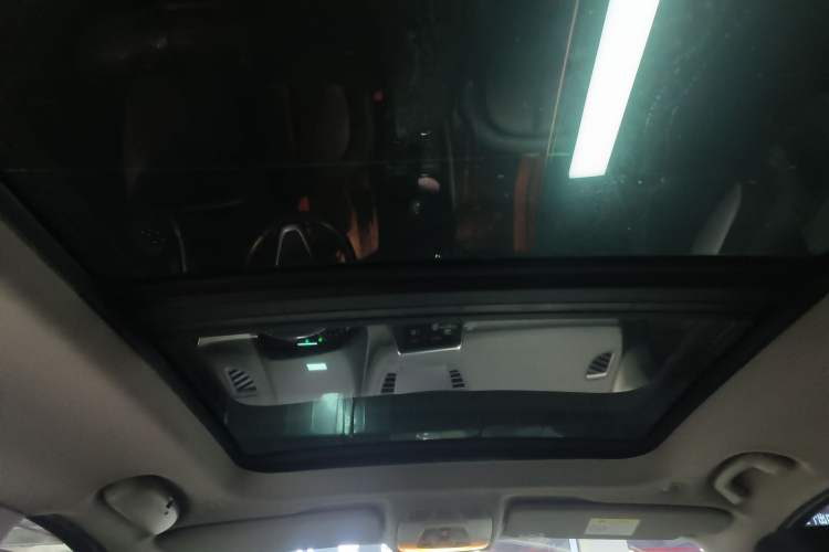 Used BMW X1 2018 sDrive18Li Fashion Model Headliner