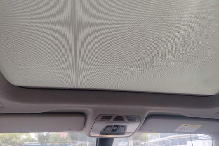 Used BMW X1 2018 sDrive18Li Luxury Model Headliner