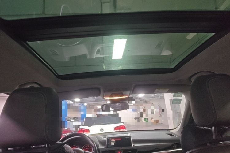 Used BMW X1 2018 xDrive20Li Luxury Model Headliner