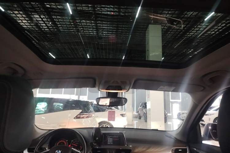 Used BMW X1 2018 sDrive18Li Luxury Model Headliner