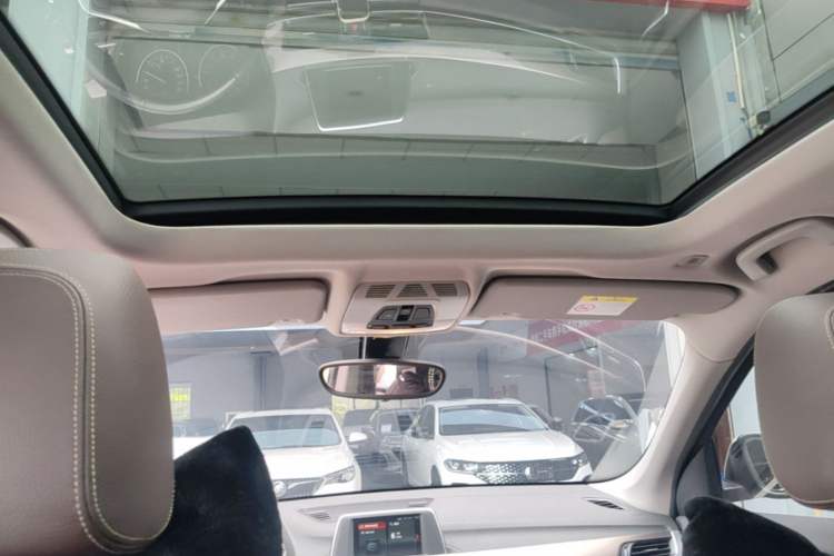 Used BMW X1 2018 sDrive18Li Luxury Model Headliner