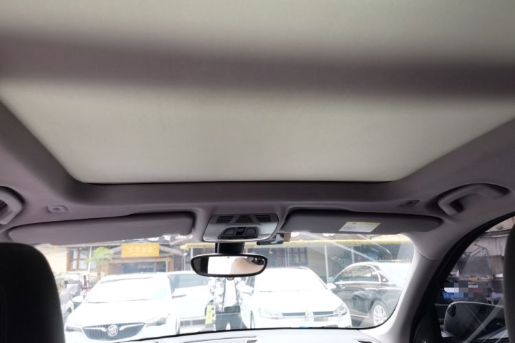 Used BMW X1 2018 xDrive20Li Luxury Model Headliner
