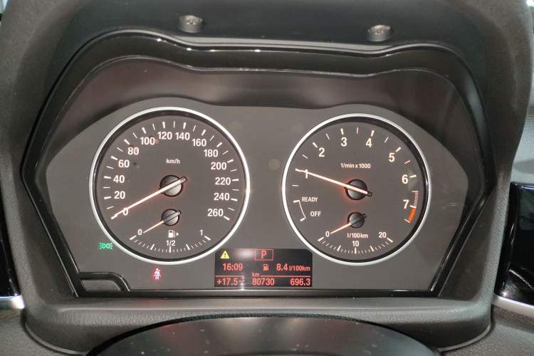 Used BMW X1 2018 xDrive20Li Luxury Edition Instrument Cluster