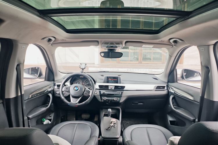 Used BMW X1 2018 sDrive20Li Leading Model Interior 1