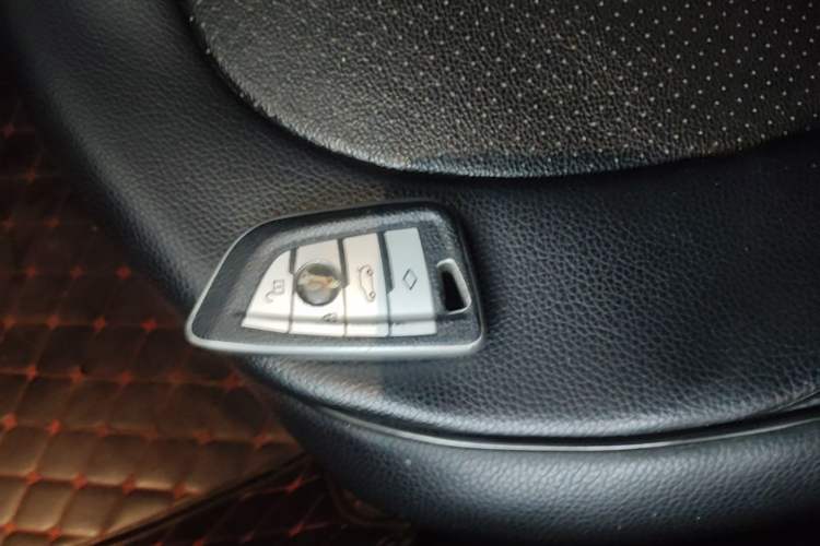Used BMW X1 2018 sDrive20Li Leading Model Interior 1