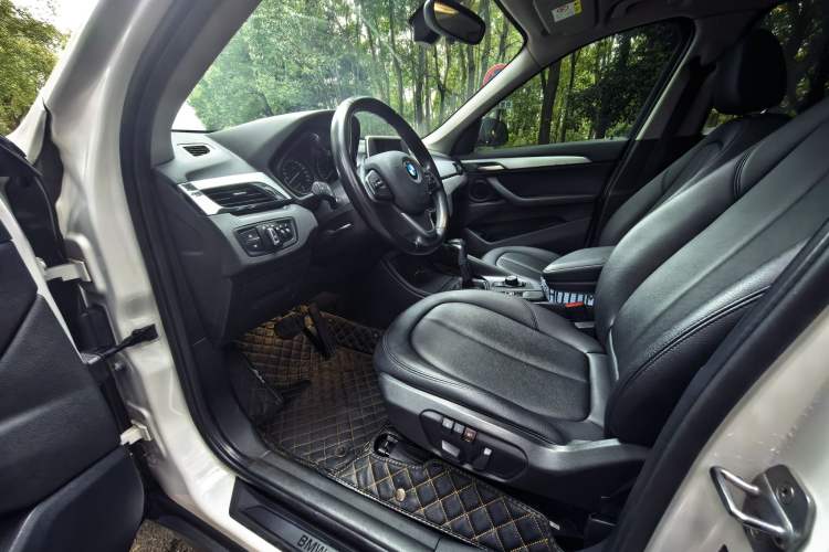 Used BMW X1 2018 sDrive18Li Fashion Model Interior 1