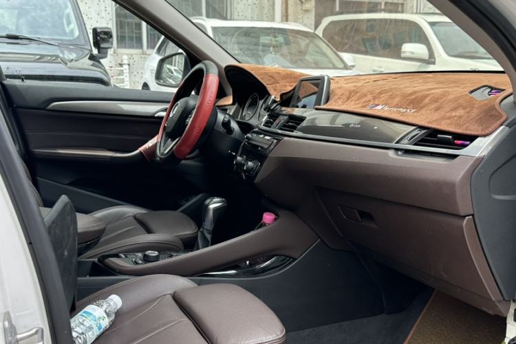 Used BMW X1 2018 sDrive18Li Luxury Model Interior 1
