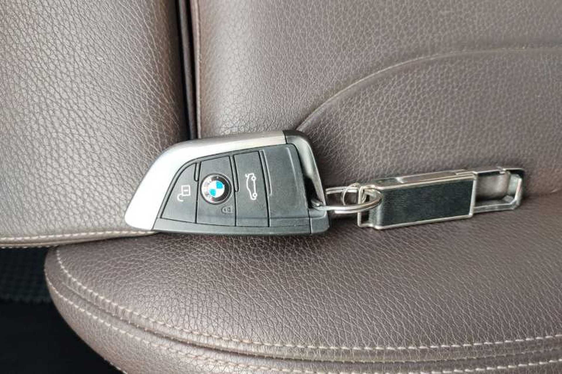 Used BMW X1 2018 xDrive20Li Luxury Edition Interior 1