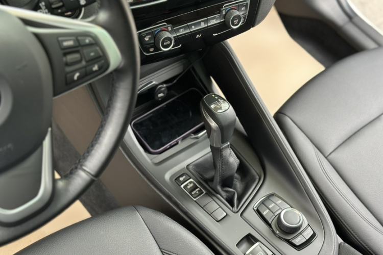 Used BMW X1 2018 sDrive18Li Fashion Model Interior 1