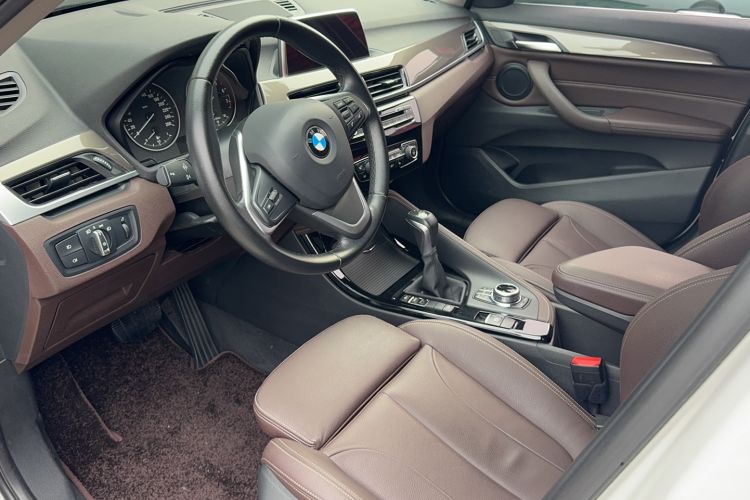 Used BMW X1 2018 xDrive20Li Luxury Edition Interior 1