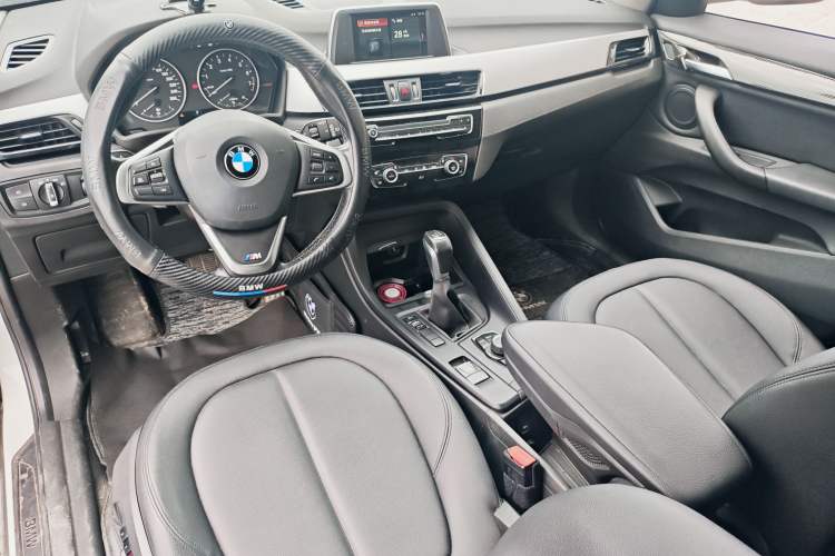 Used BMW X1 2018 sDrive20Li Leading Model Interior 2