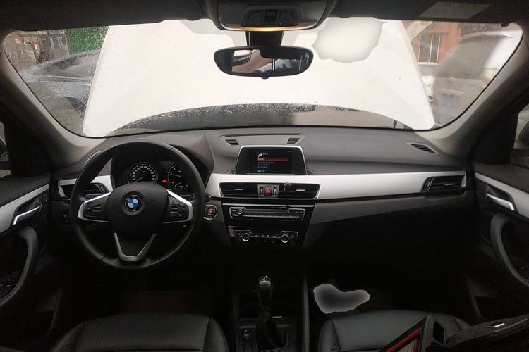 Used BMW X1 2018 sDrive18Li Fashion Model Interior 2