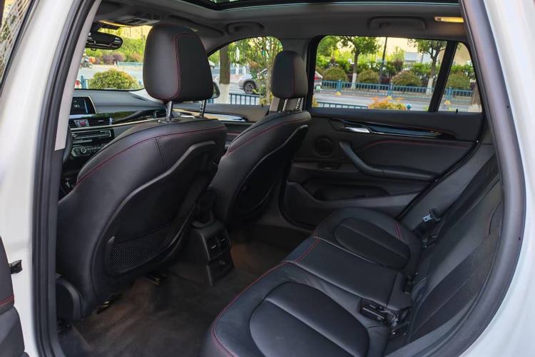 Used BMW X1 2018 xDrive20Li Luxury Edition Interior 2