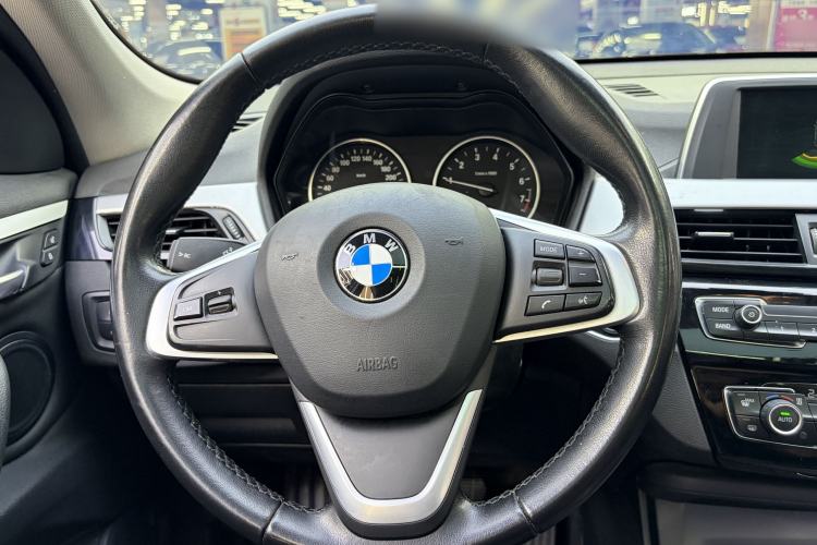 Used BMW X1 2018 sDrive18Li Fashion Model Interior 3