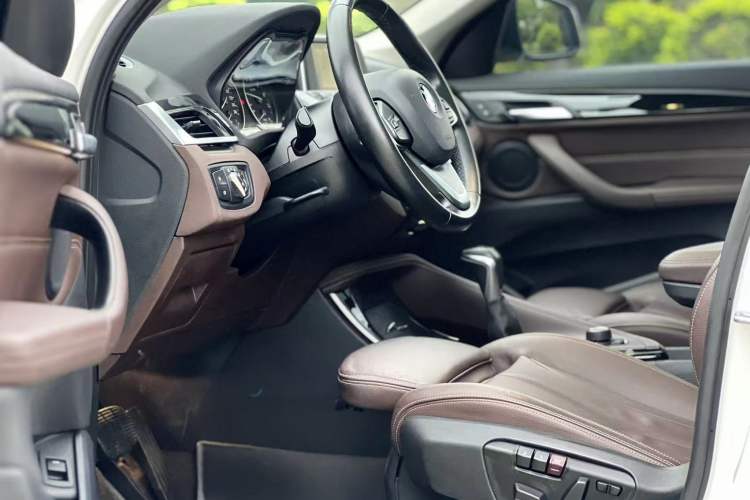 Used BMW X1 2018 sDrive18Li Luxury Model Interior 3