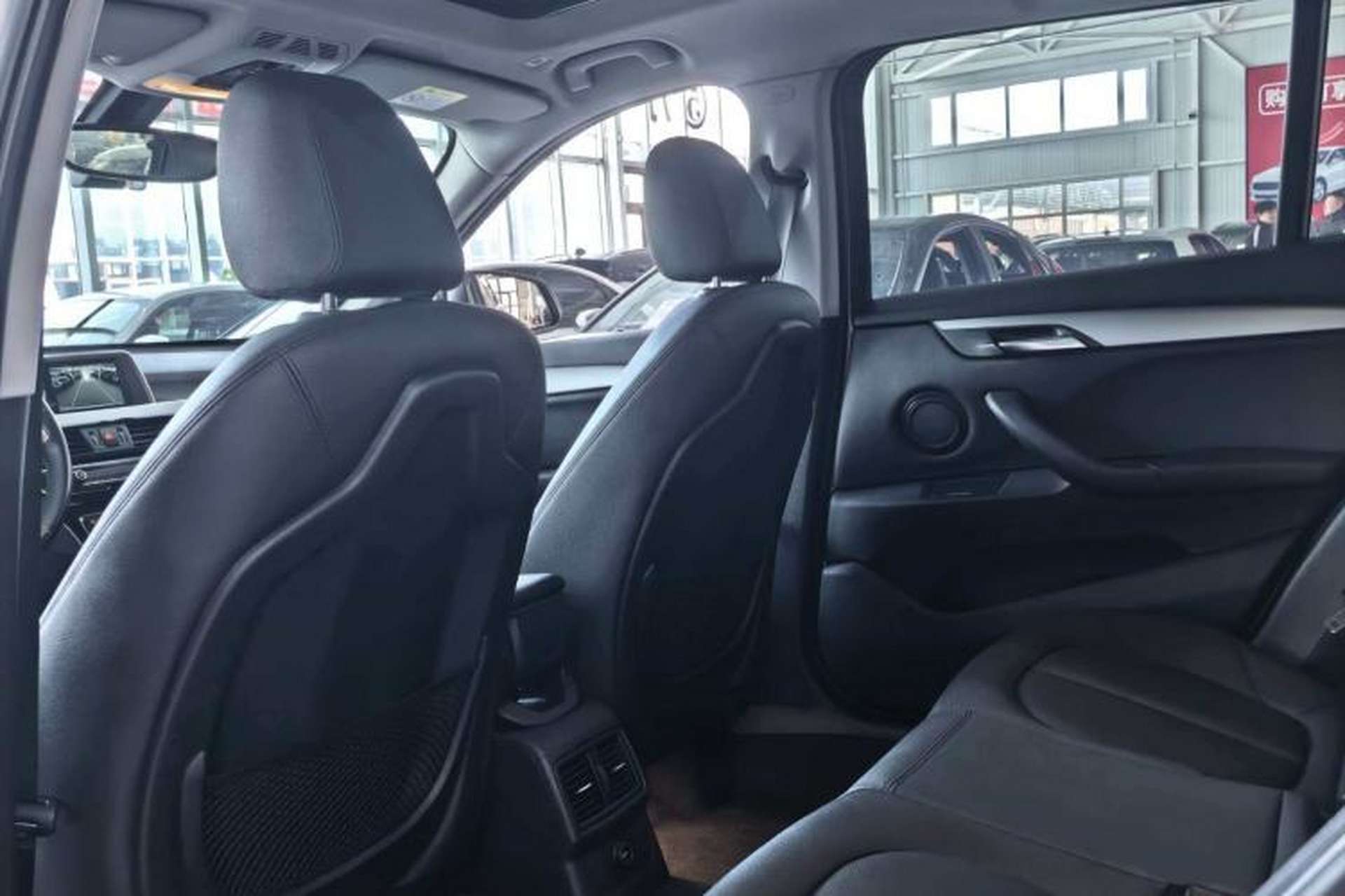 Used BMW X1 2018 sDrive20Li Leading Model Interior 3