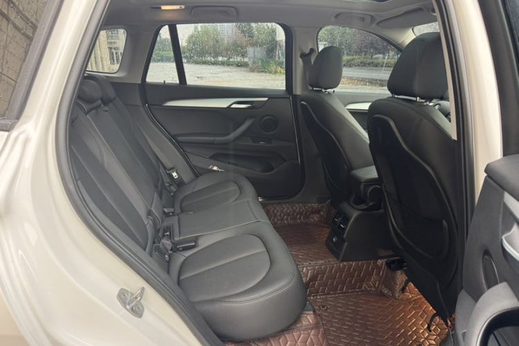 Used BMW X1 2018 sDrive18Li Fashion Model Interior 3