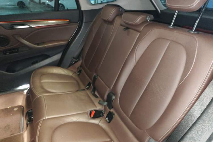 Used BMW X1 2018 xDrive20Li Luxury Edition Interior 4