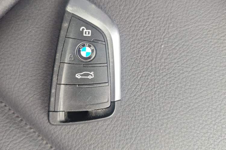 Used BMW X1 2018 sDrive20Li Leading Model Interior 4