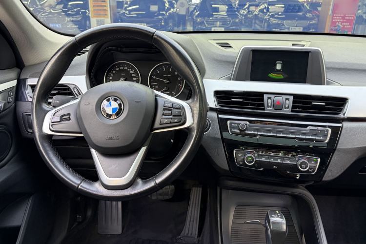 Used BMW X1 2018 sDrive18Li Fashion Model Interior 4