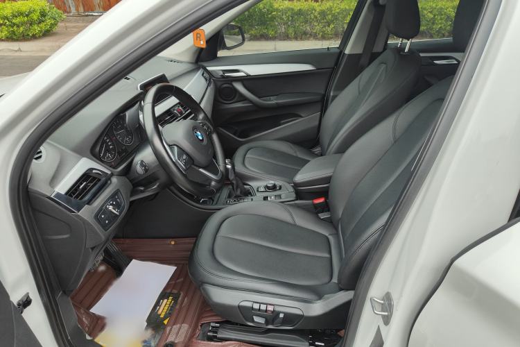 Used BMW X1 2018 sDrive20Li Leading Model Interior 4