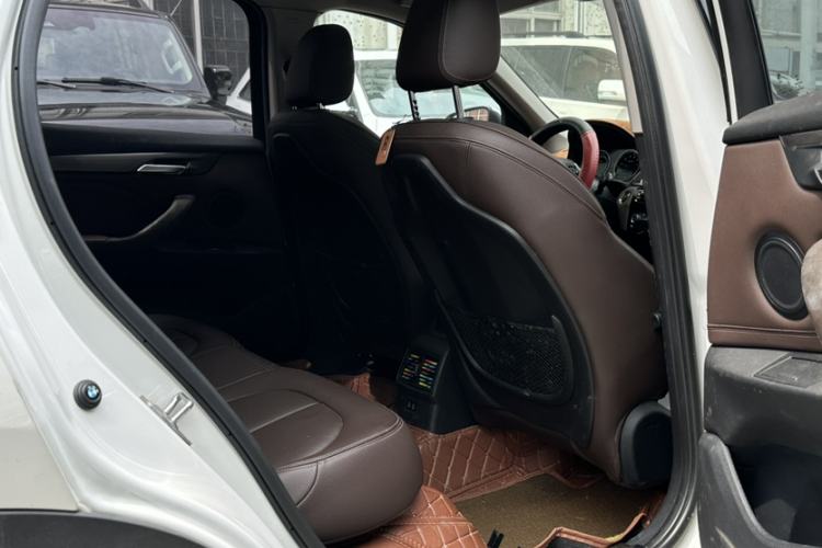 Used BMW X1 2018 sDrive18Li Luxury Model Interior 4