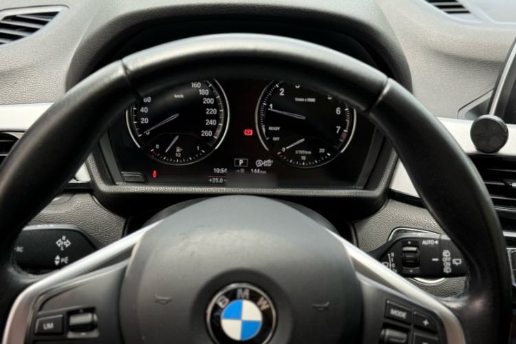 Used BMW X1 2018 sDrive20Li Leading Model Interior 4