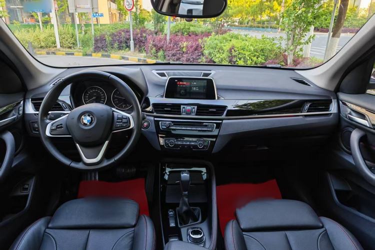 Used BMW X1 2018 xDrive20Li Luxury Edition Interior 4