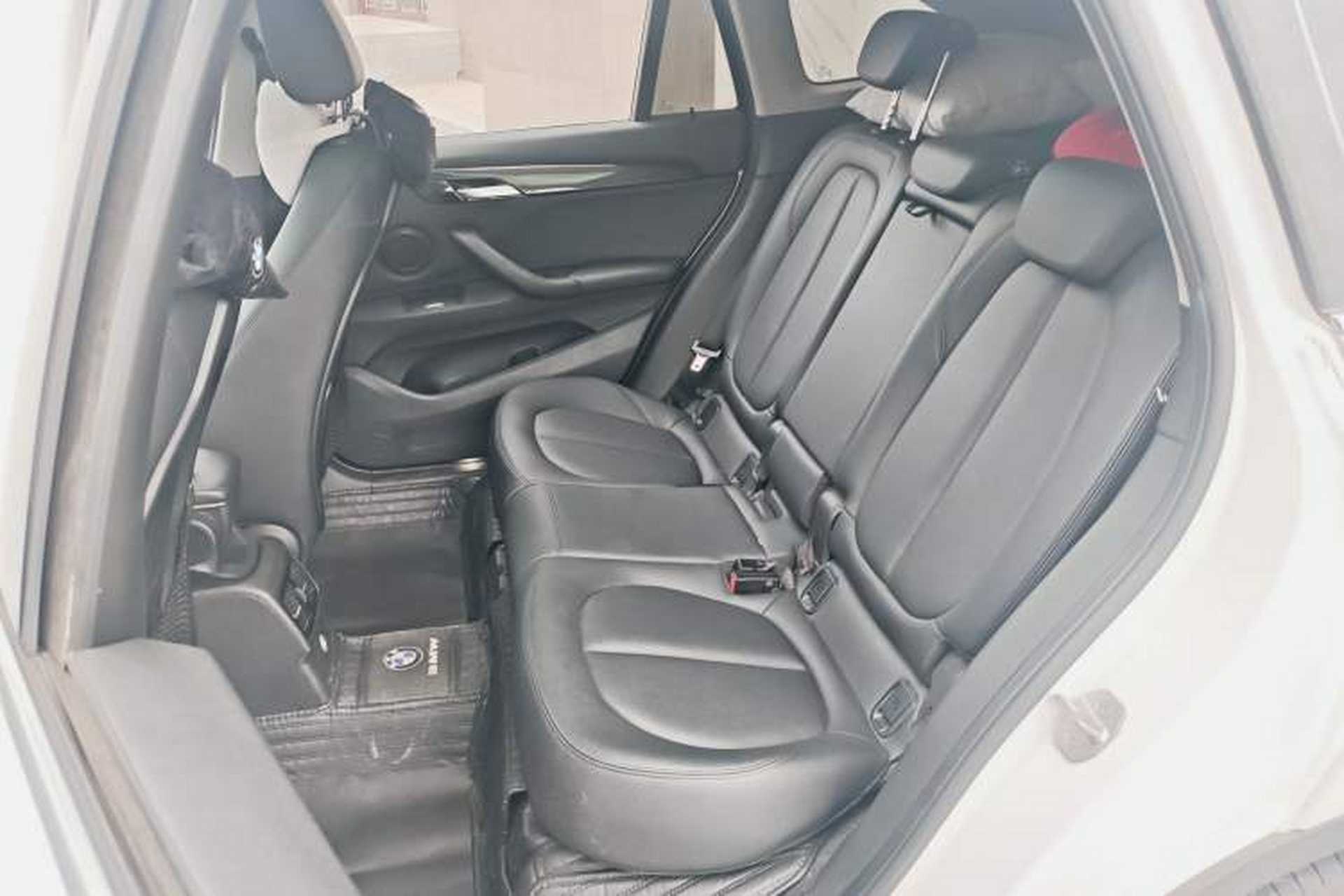 Used BMW X1 2018 sDrive20Li Leading Model Interior 5