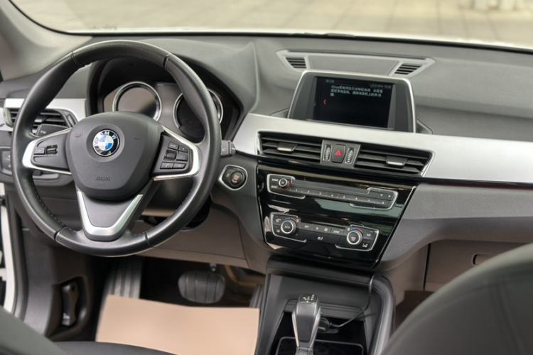Used BMW X1 2018 sDrive18Li Fashion Model Interior 5