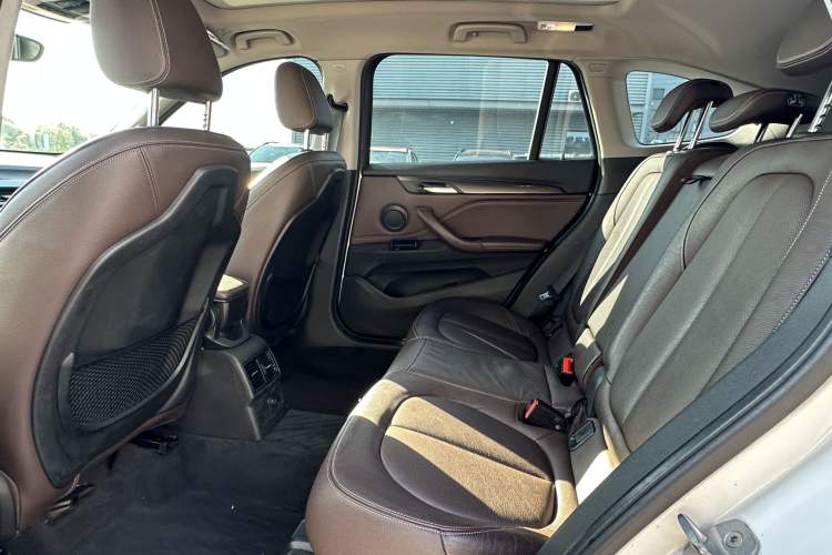 Used BMW X1 2018 sDrive18Li Luxury Model Interior 5