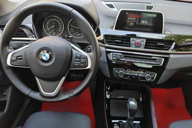 Used BMW X1 2018 xDrive20Li Luxury Edition Interior 5