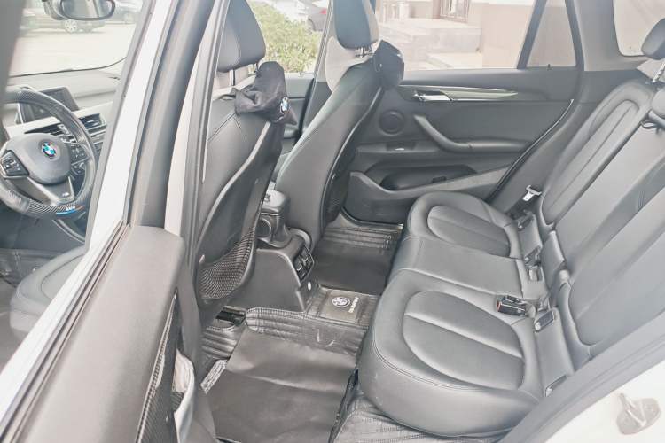 Used BMW X1 2018 sDrive20Li Leading Model Interior 6
