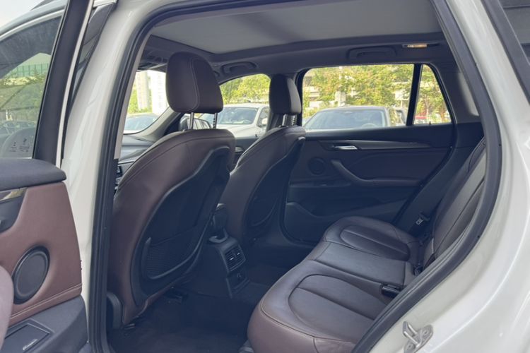 Used BMW X1 2018 sDrive18Li Luxury Model Interior 6