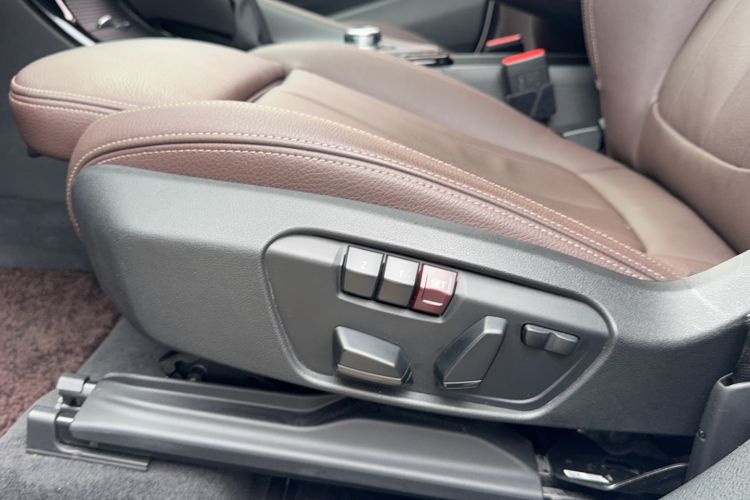 Used BMW X1 2018 xDrive20Li Luxury Edition Interior 6