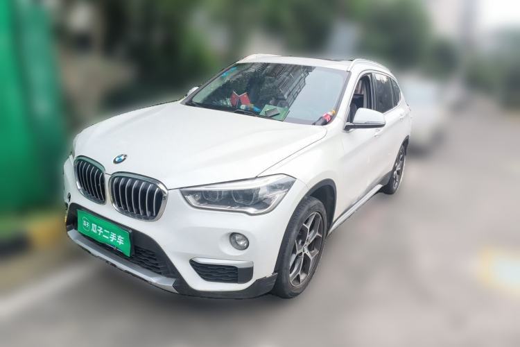 Used BMW X1 2018 sDrive18Li Luxury Model Guazi used car, China used car export, Used car for sale, Used cars, Cheapest cars for sale