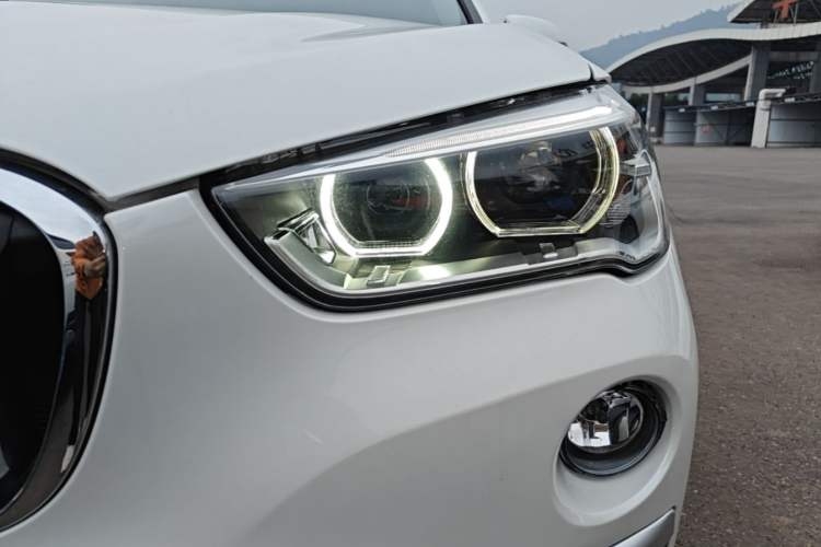 Used BMW X1 2018 sDrive18Li Luxury Model Left Front Headlight