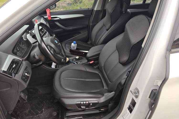 Used BMW X1 2018 sDrive18Li Fashion Model Left Front Seat