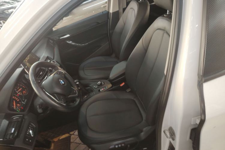 Used BMW X1 2018 sDrive18Li Fashion Model Left Front Seat