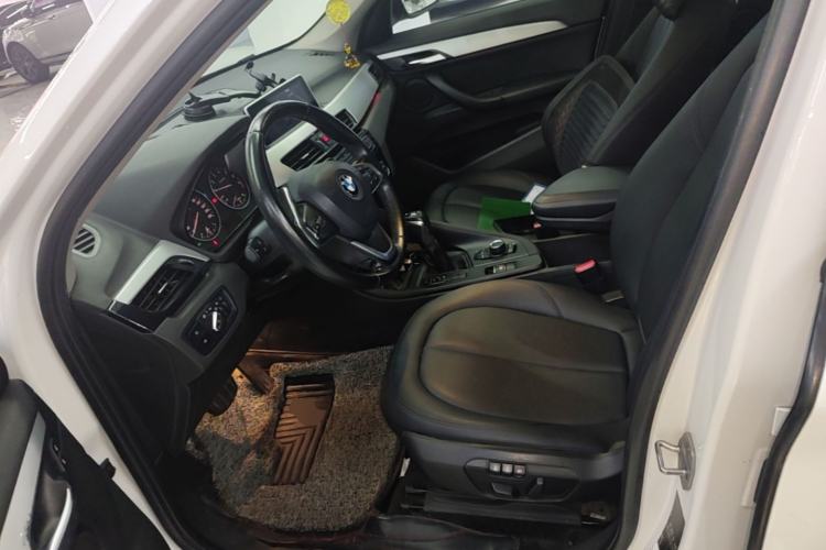 Used BMW X1 2018 sDrive18Li Fashion Model Left Front Seat