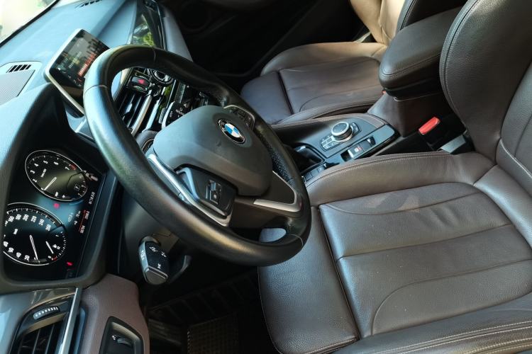 Used BMW X1 2018 xDrive20Li Luxury Edition Left Front Seat
