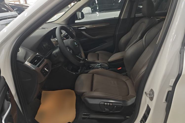 Used BMW X1 2018 xDrive20Li Luxury Edition Left Front Seat