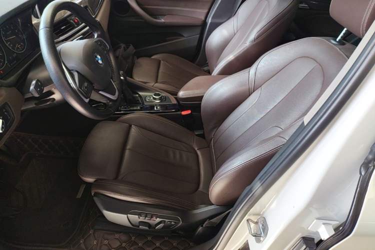 Used BMW X1 2018 xDrive20Li Luxury Edition Left Front Seat