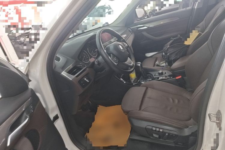 Used BMW X1 2018 sDrive18Li Fashion Model Left Front Seat