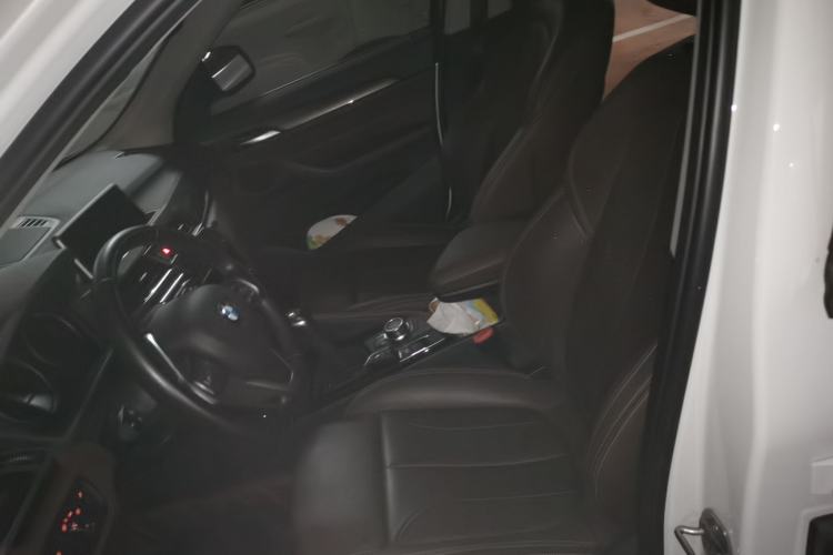 Used BMW X1 2018 xDrive20Li Luxury Edition Left Front Seat