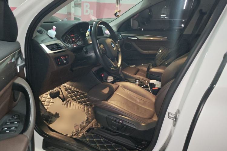 Used BMW X1 2018 xDrive20Li Luxury Edition Left Front Seat