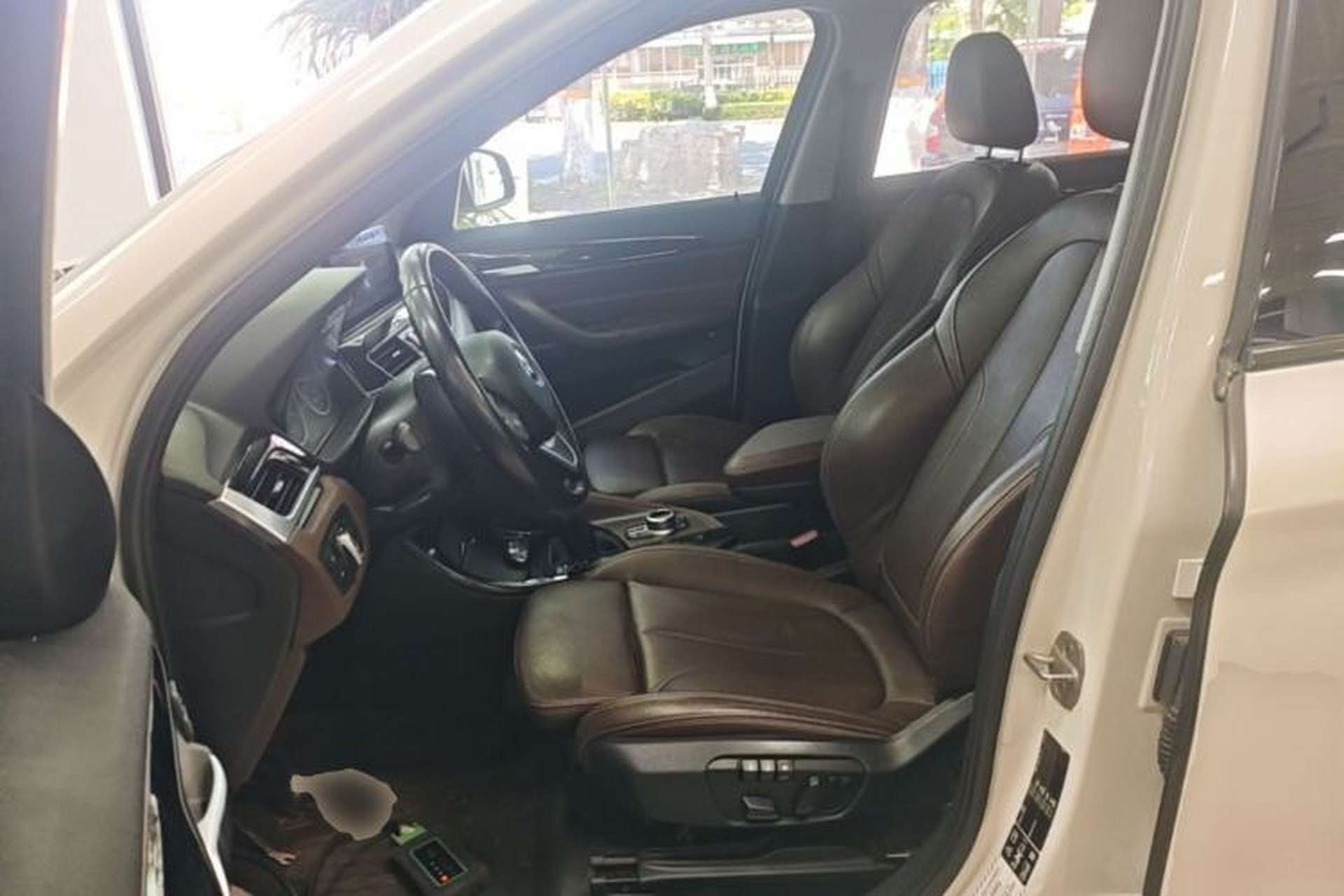 Used BMW X1 2018 xDrive20Li Luxury Edition Left Front Seat